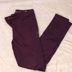Maroon High-Rise Jegging